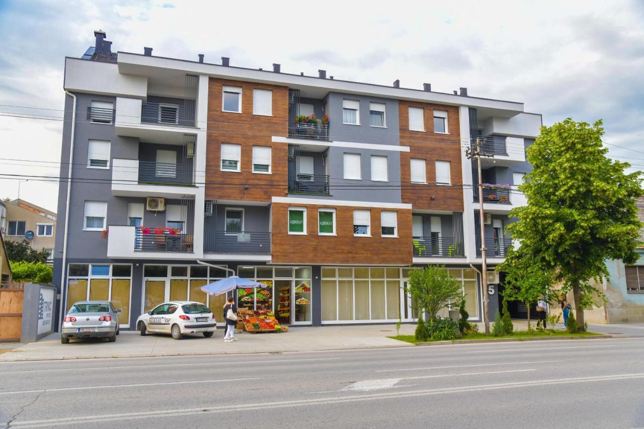 Apartman Nina Sremska Mitrovica Exterior photo